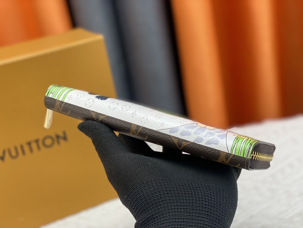 LVコピーウォレット側面デザイン